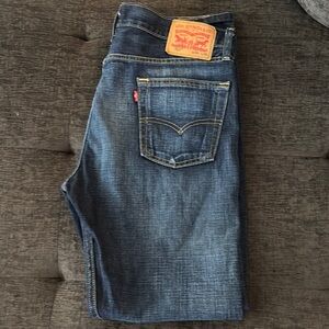 Levi's 513 Blue Slim Straight Jeans with Vintage Wash 34 x 33 like new